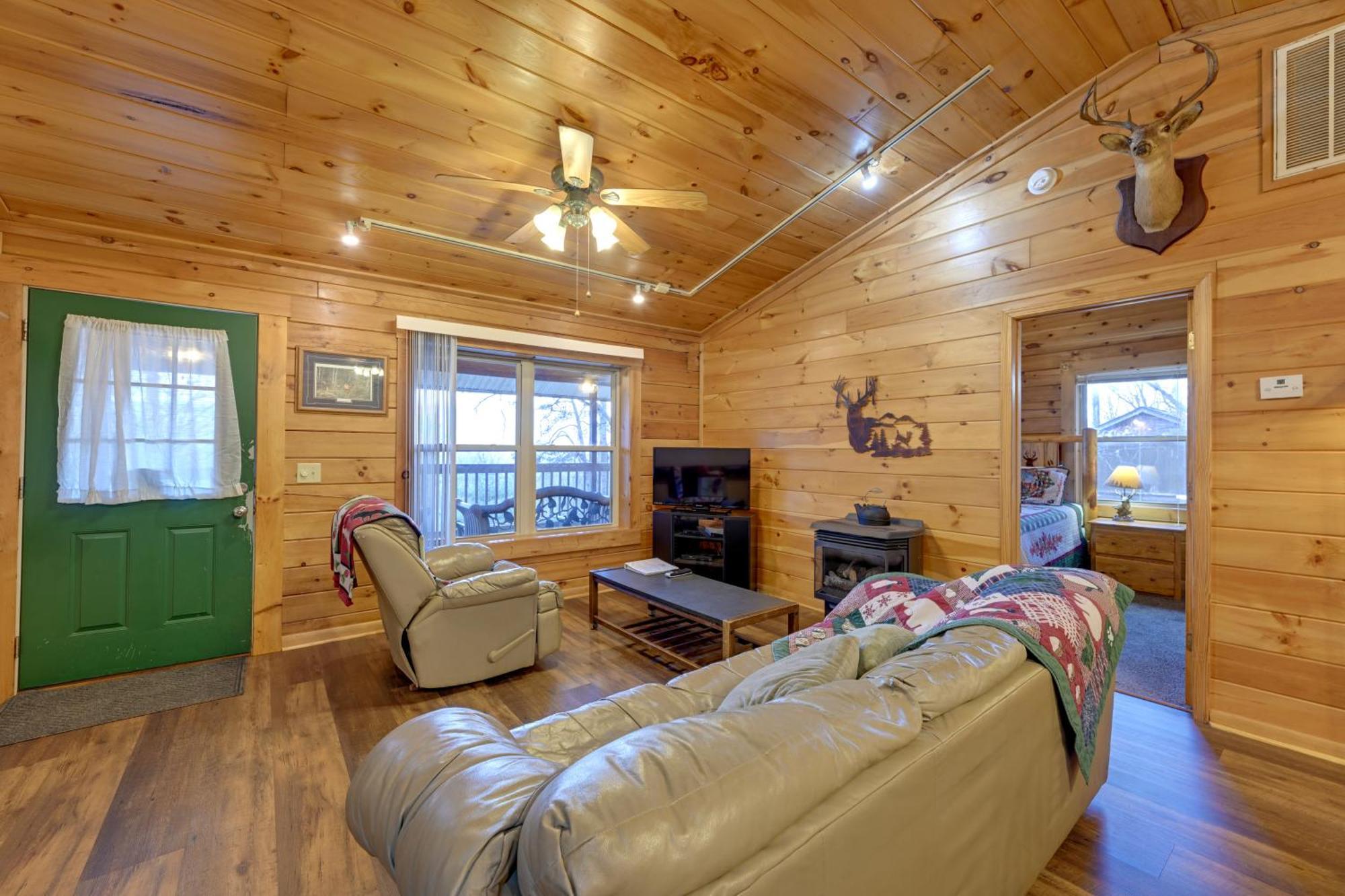 Cozy Deer Glen Cabin With Private Hot Tub And Porch! Bryson City Ngoại thất bức ảnh